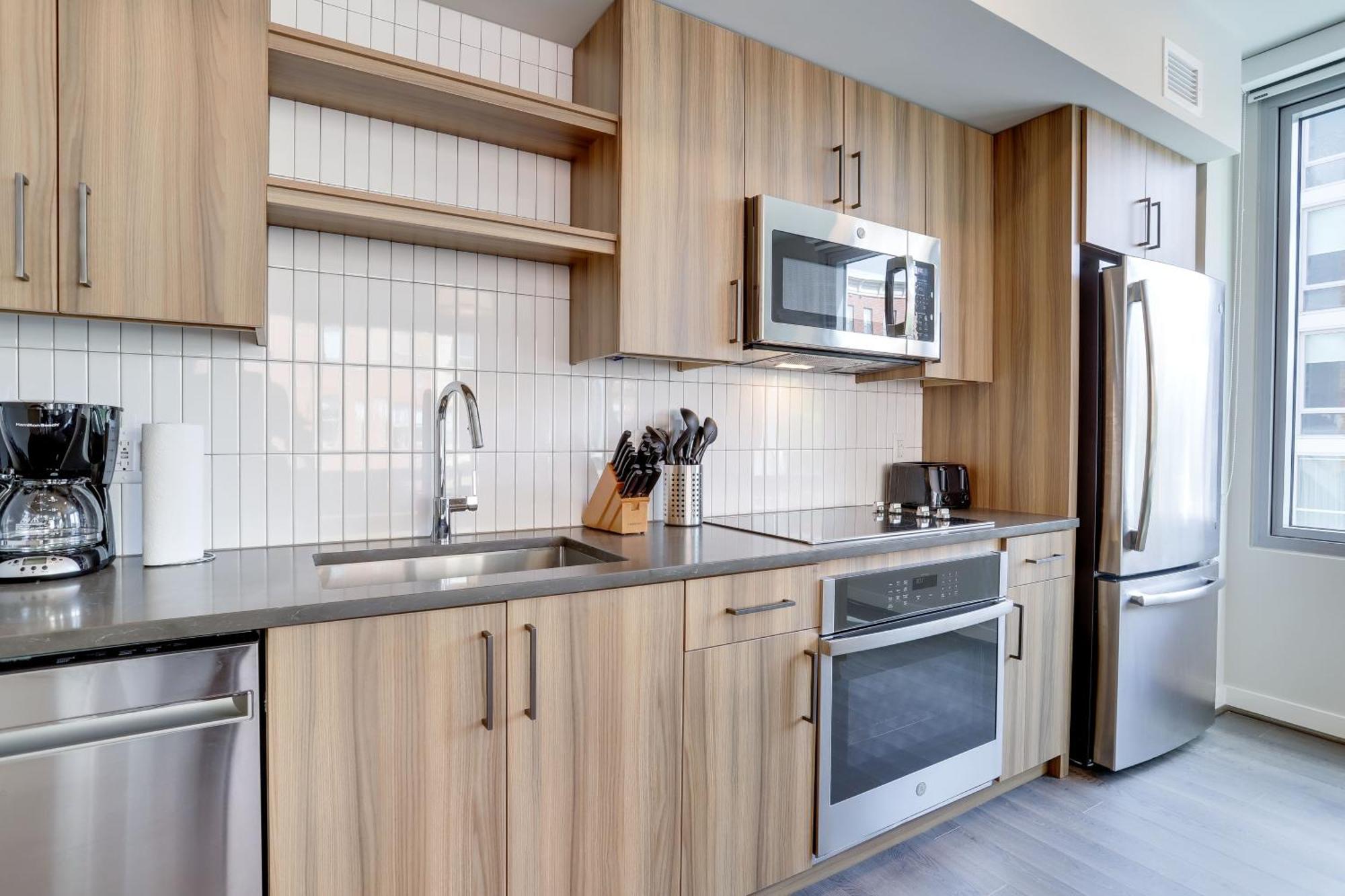 Stylish Condo At Clarendon With Rooftop Views Arlington Exterior photo